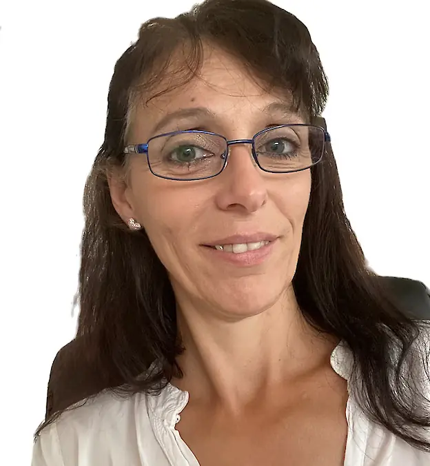 Manuela Bader, Inhaberin von Alpin Nails &amp; Beauty und Kosmetikerin in Hofstetten