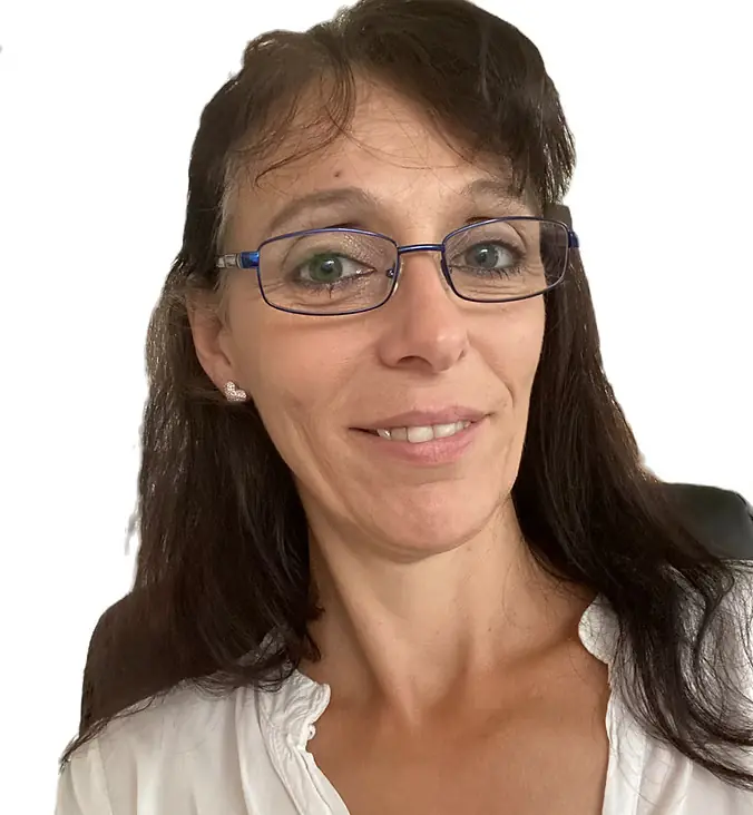 Manuela Bader, Inhaberin von Alpin Nails &amp; Beauty und Kosmetikerin in Hofstetten